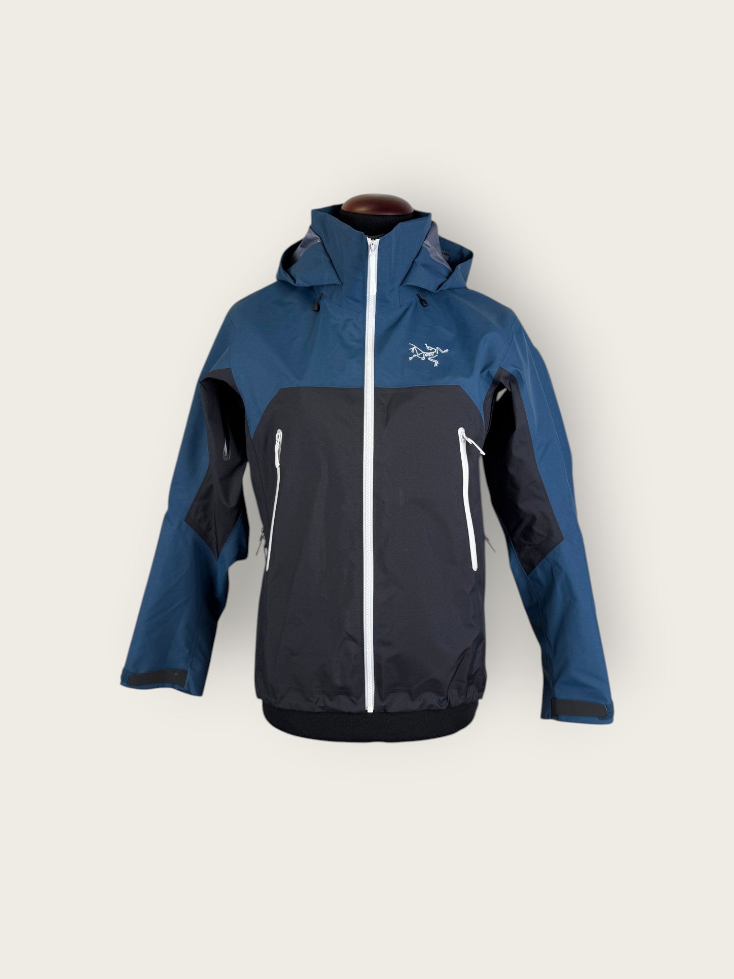 Arc'teryx 3-Lagen Hardshelljacke (XS)