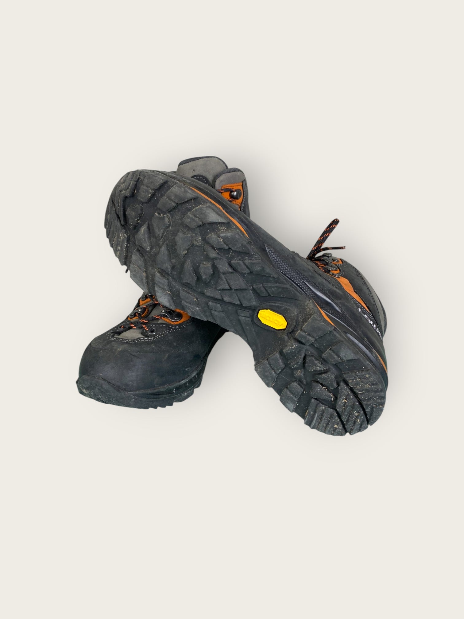 template-w-hiking-boots-39-5