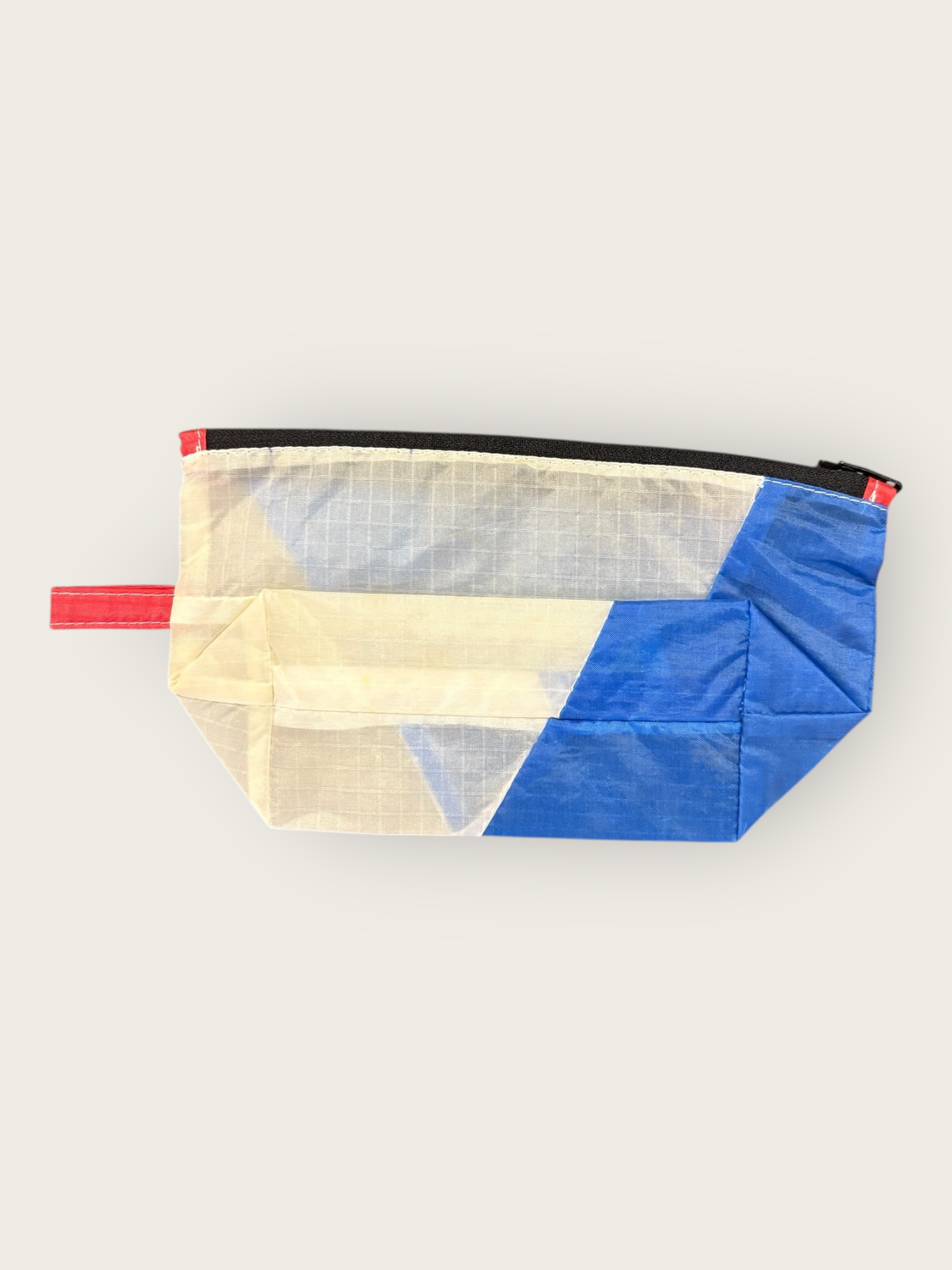 2nd Peak Necessaire klein