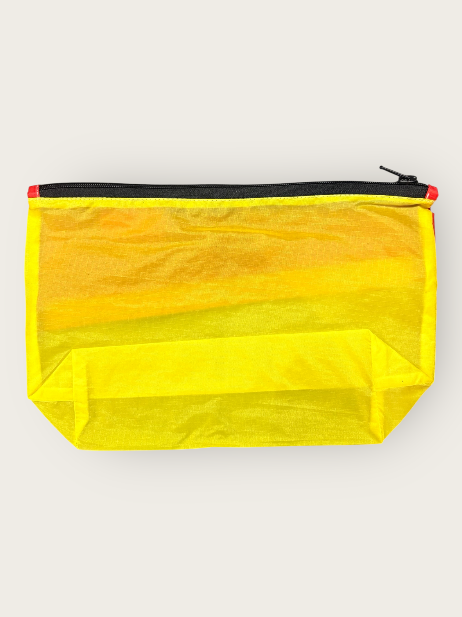 2nd Peak Necessaire gross