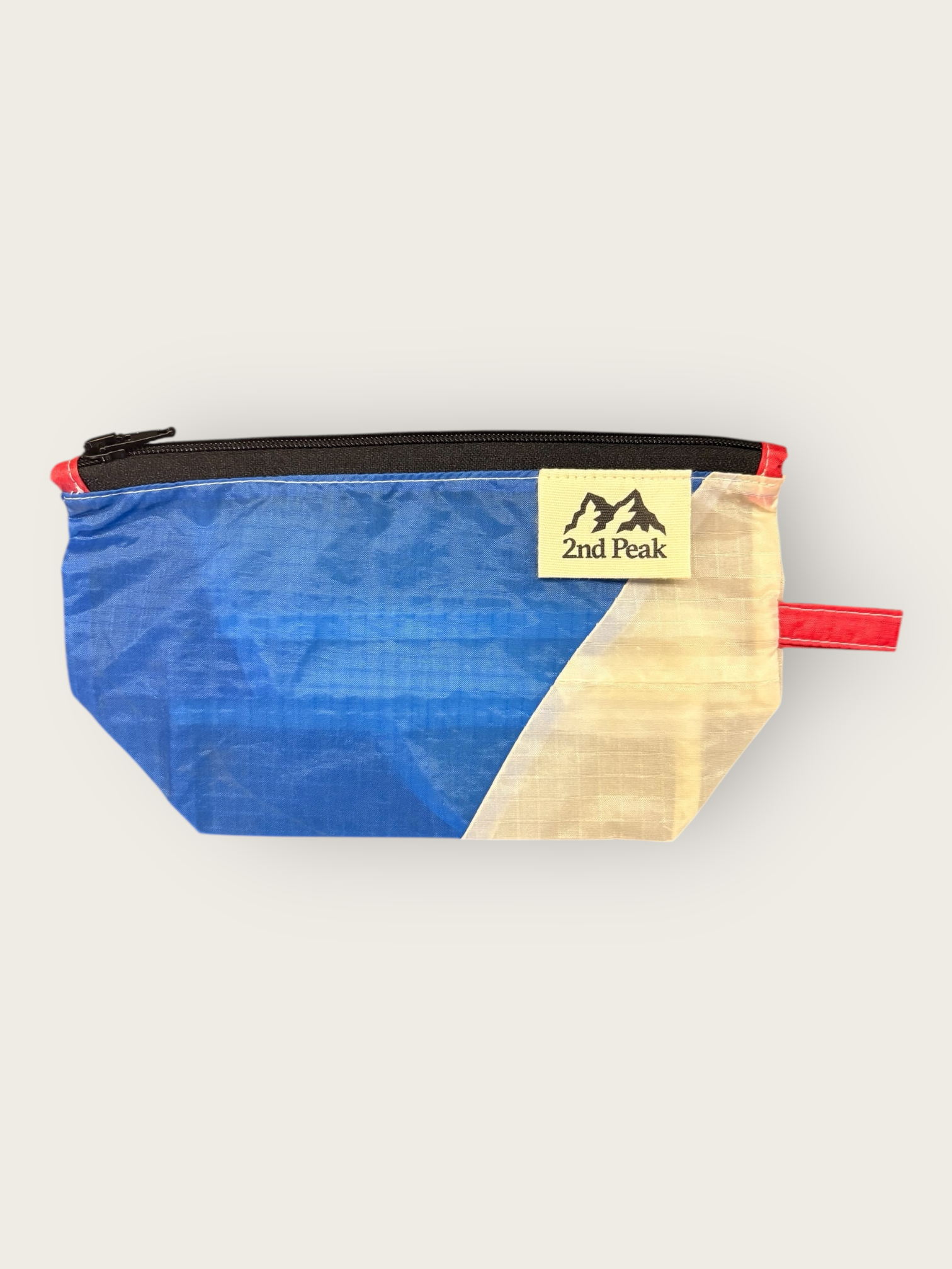 2nd Peak Necessaire klein