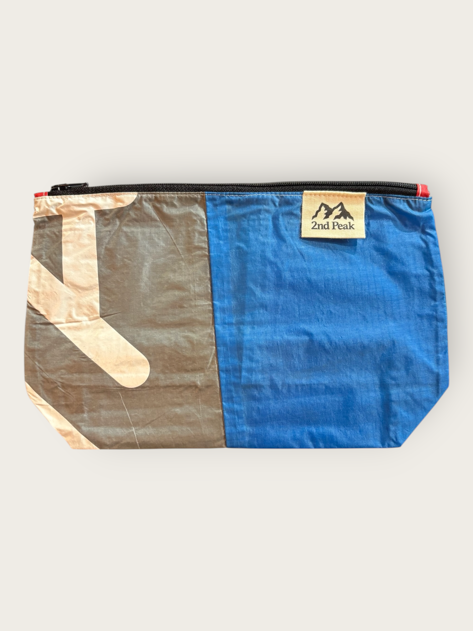 Upcycling Necessaire gross