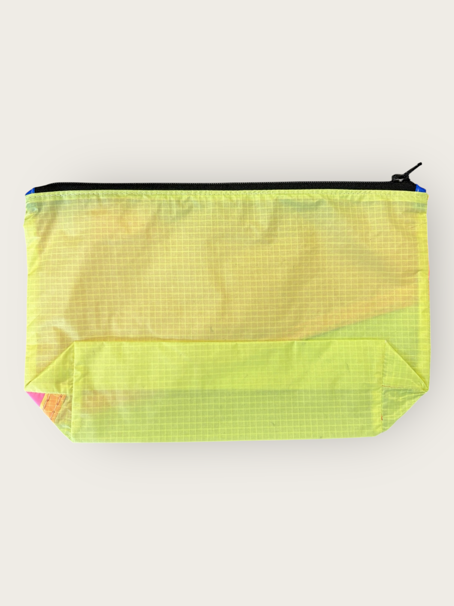 Upcycling Necessaire gross